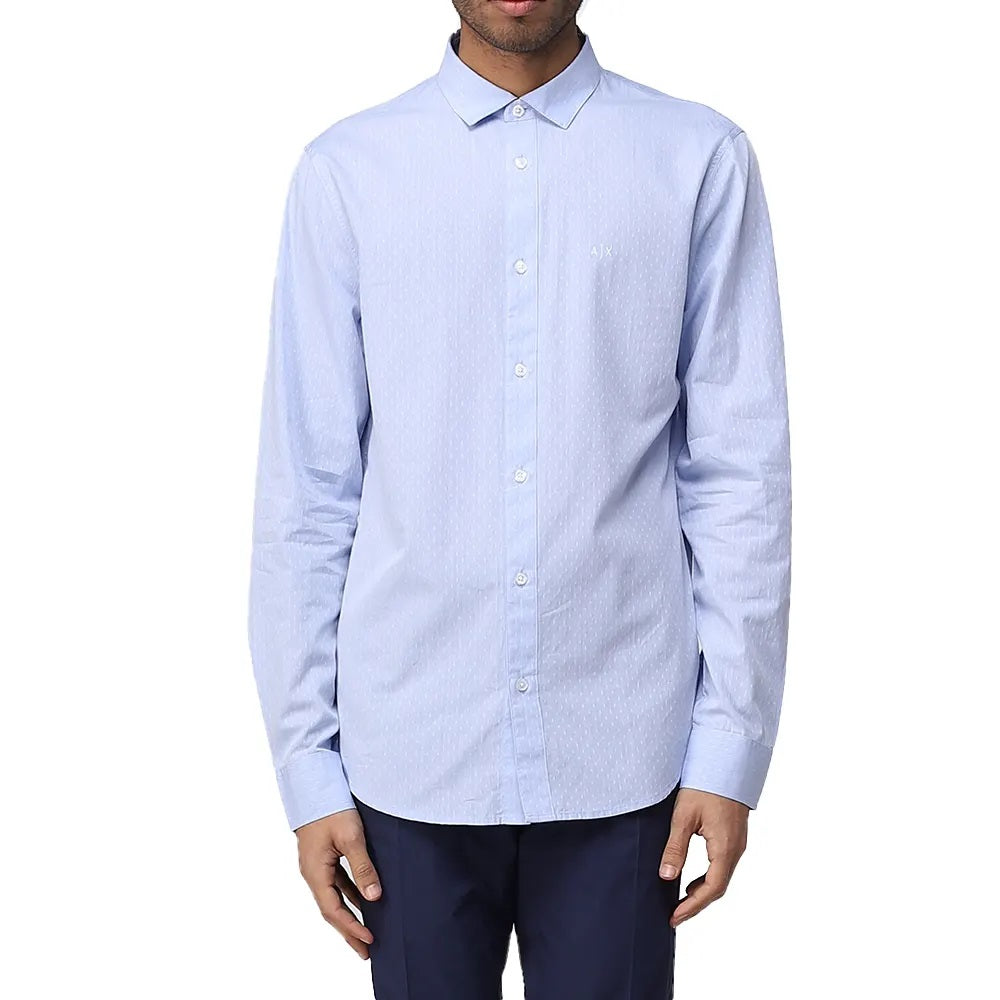 Camisa azul circulos