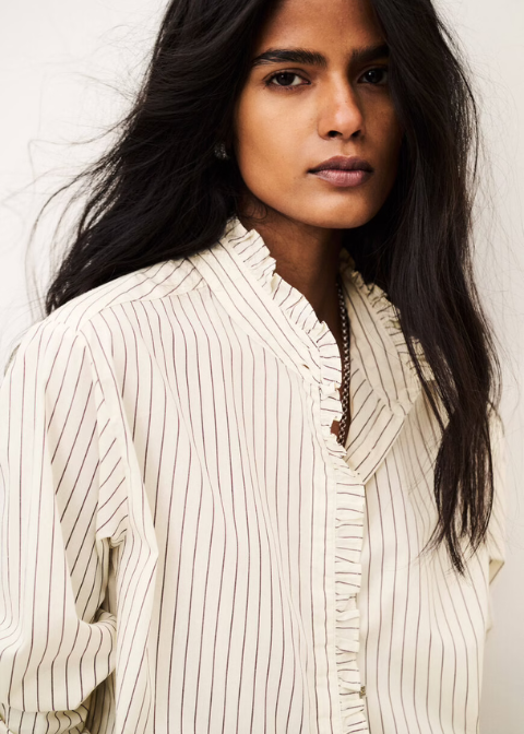 Camisa BA&SH blanca con rayas detalle volante