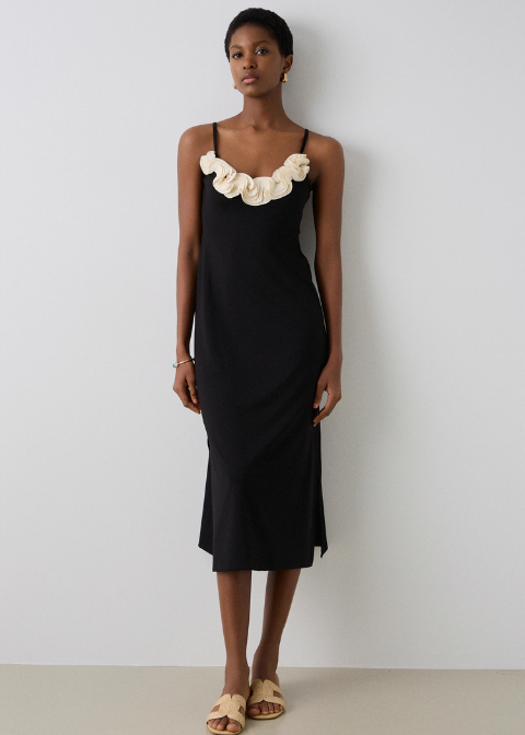 Vestido negro midi tirantes flores