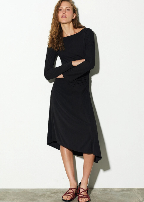 Vestido BSB negro asimetrico