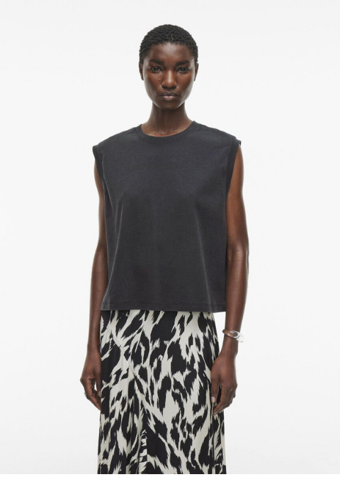 Top ROUGE EDIT negro sisa holgada