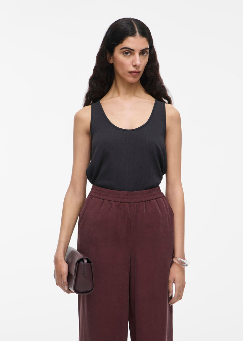 Top ROUGE EDIT negro