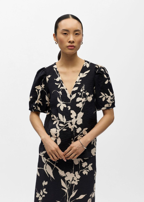 Top OBJECT negro flores