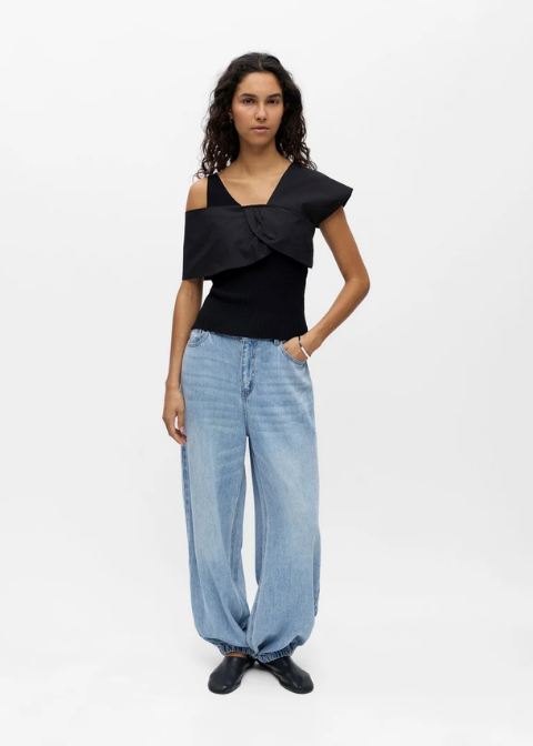 Top OBJECT negro asimetrico