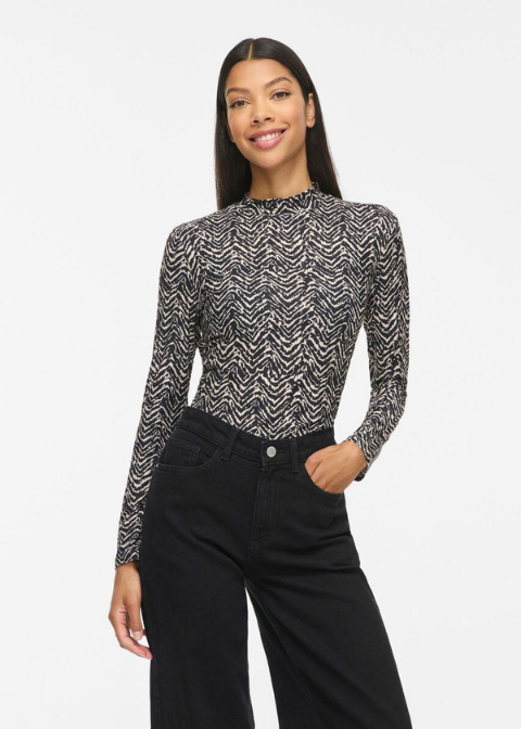 Top VILA con cuello alto y estampado