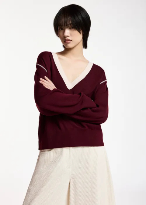 Jersey ESSENTIEL detalle cuello