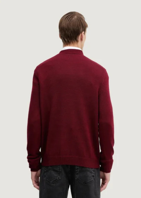 Jersey ARMANI EXCHANGE punto grueso y detalles en hombros
Jersey ARMANI EXCHANGE punto grueso y detalles en hombros