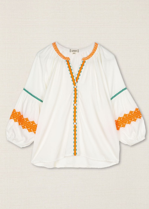 Blusa LATIDO blanca bordado naranjal étnico