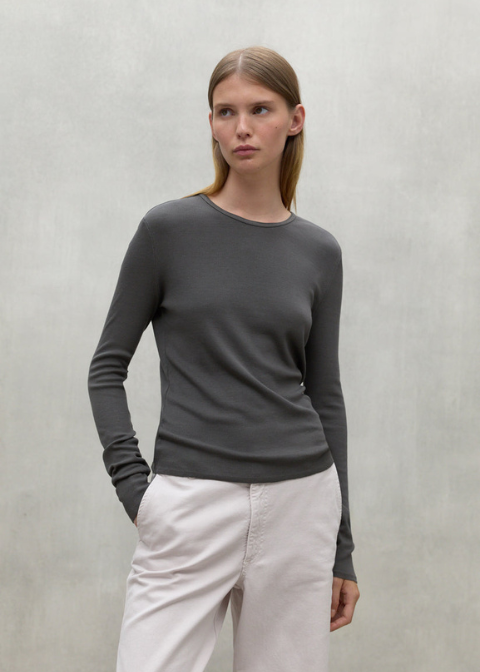 Camiseta gris oscuro canale