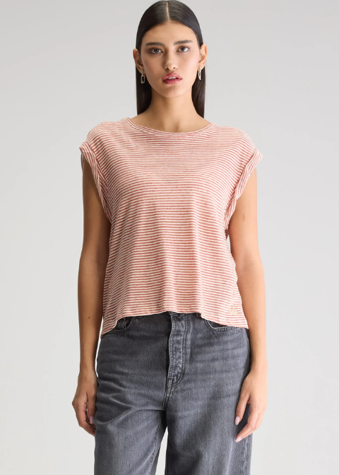 Camiseta blanco rayas marrón
