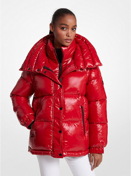 Abrigo y chaleco rojo