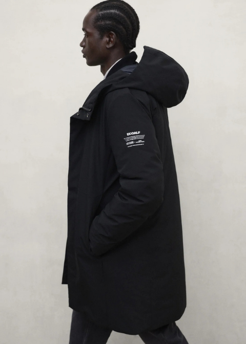 Abrigo ECOALF negro liso