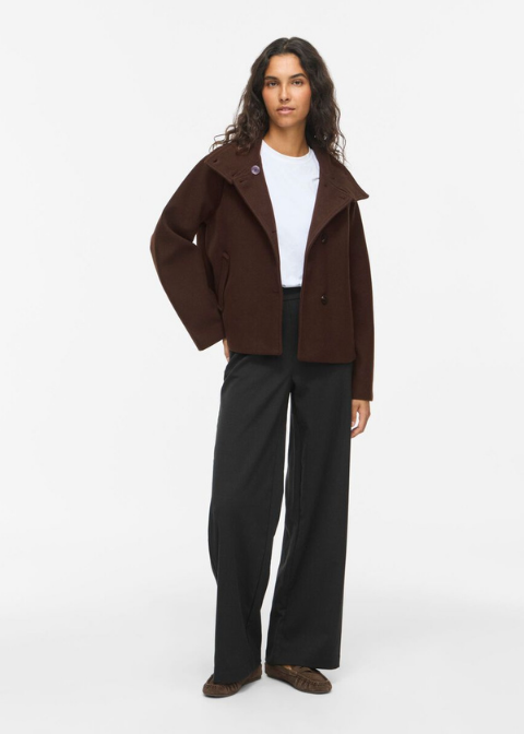 Chaqueta VILA cuello alto botones
