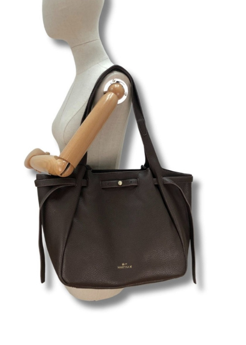 Bolso MARTINA marrón tiras ajustables