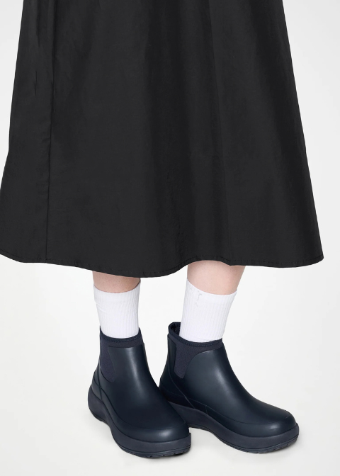 Bota RAINS azul corta impermeable