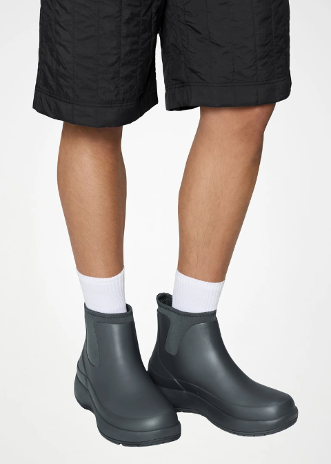 Bota RAINS impermeable gris corta