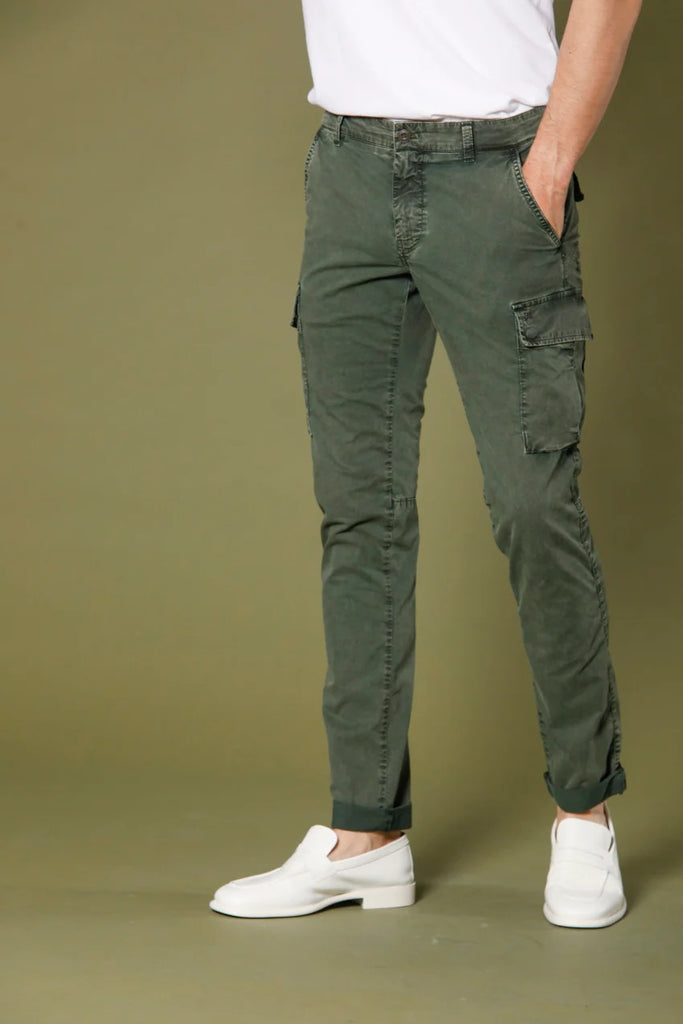 Pantalón cargo verde oscuro