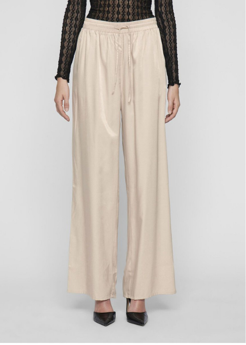 Pantalón VILA beige satén