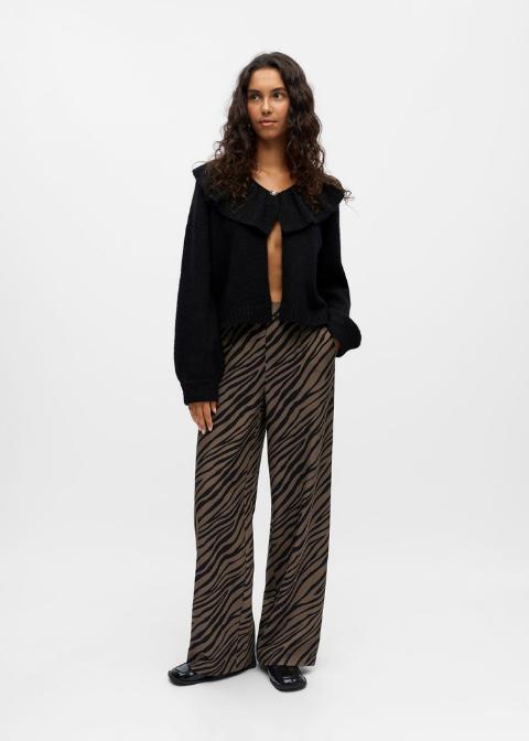 Pantalón OBJECT gris animal print