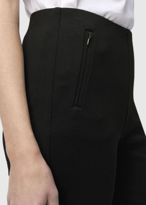 Pantalón MAC negro ajustado