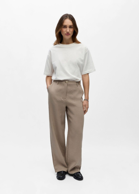 Pantalón OBJECTI color arena ancho