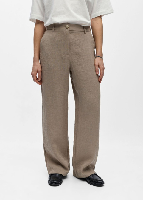 Pantalón OBJECTI color arena ancho