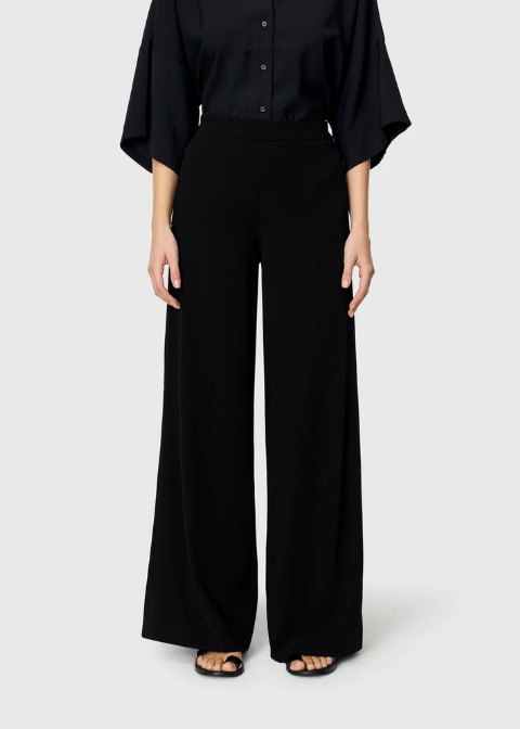 Pantalón MAC negro cropped