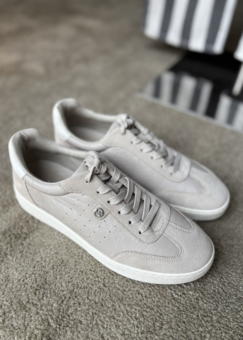 Zapatillas crudo piel puntera ante