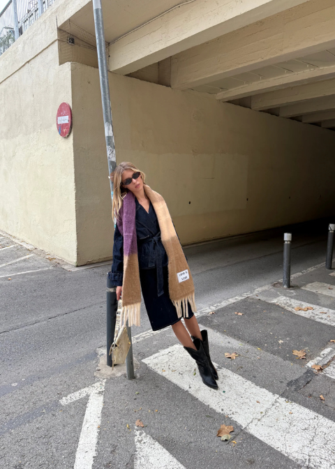 Bufanda VERB TO DO Love is Love