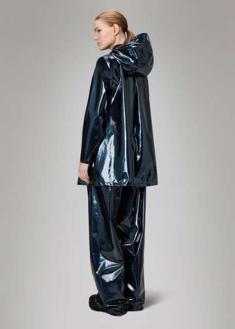 Chaqueta RAINS azul charol impermeable