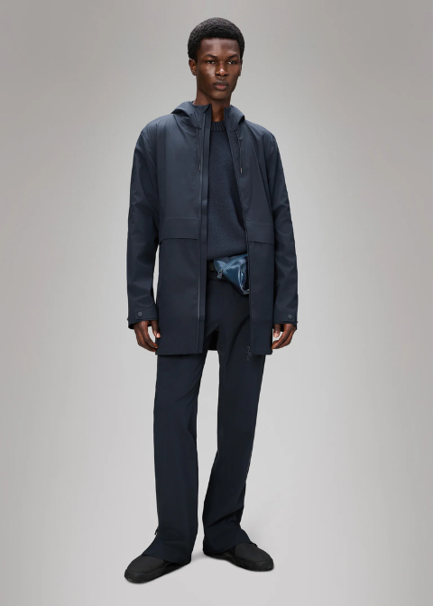 Chaqueta impermeable RAINS azul marino mate