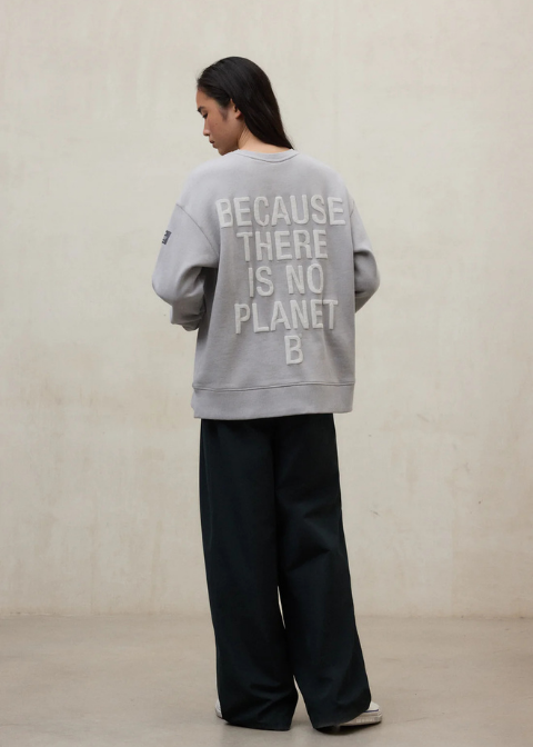 Sudadera ECOALF gris letras blancas