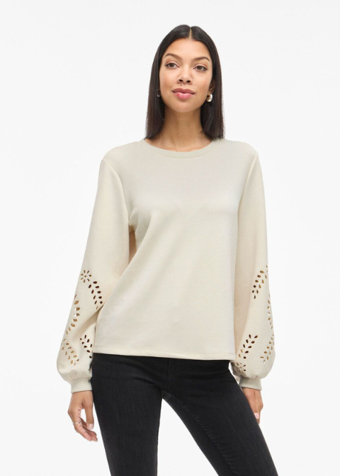 Sudadera VILA beige manga calada