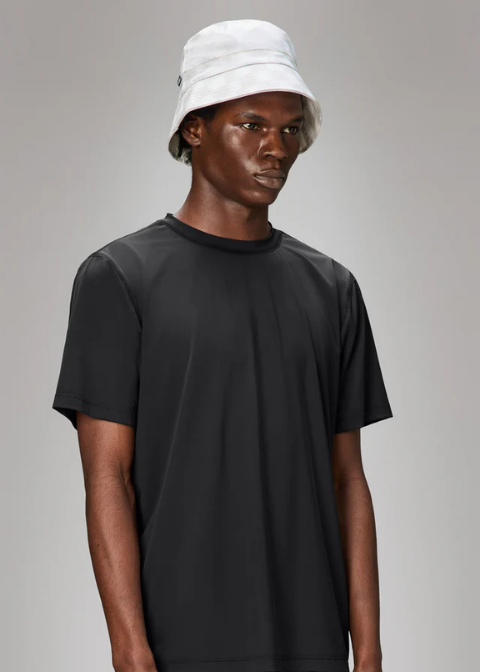 Sombrero blanco cuadros rosas