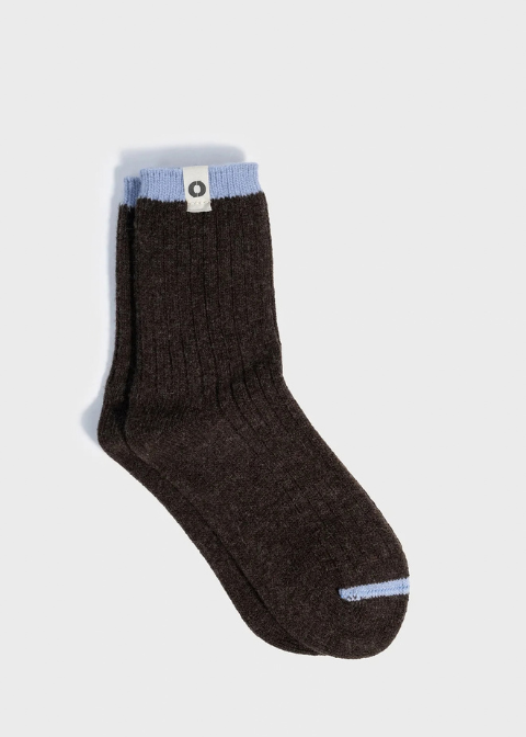 Calcetines ECOALF contraste marrón oscuro ribete azul