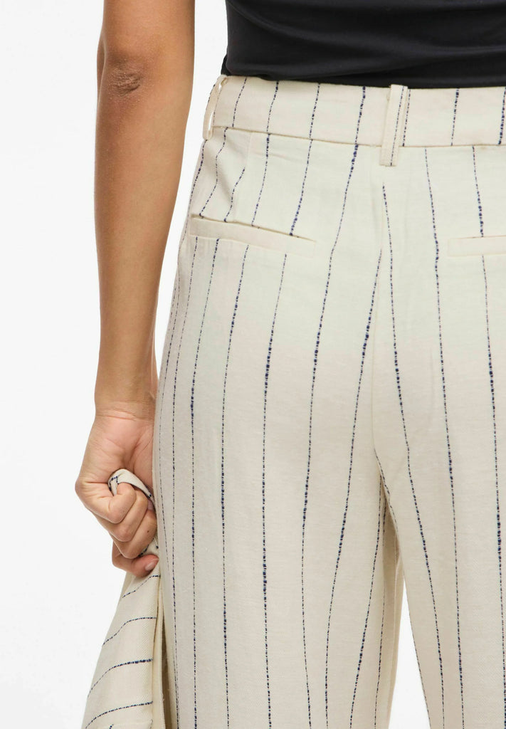 Pantalon VILA beige rayas