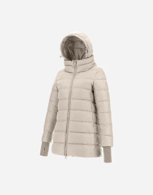 Plumas beige acolchado