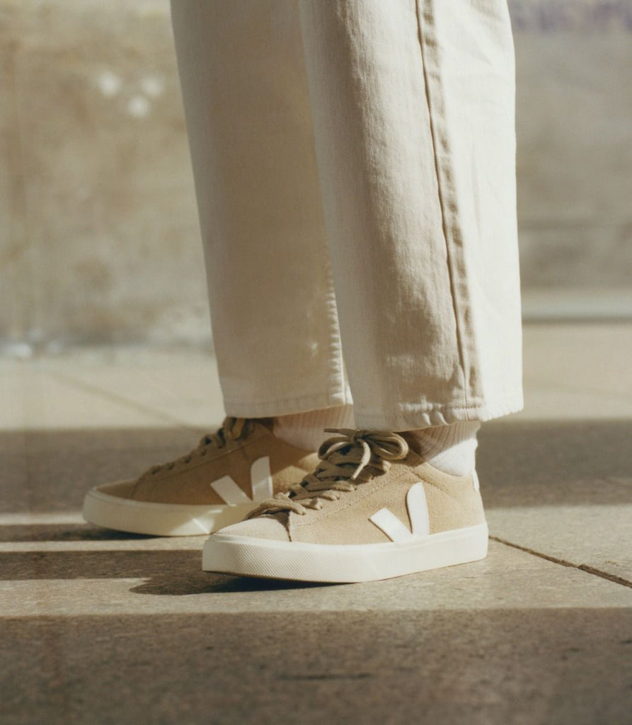 Zapatillas con cordones V-12 - Colección Mujer | Beige