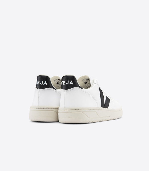 Zapatillas V10 logo negro